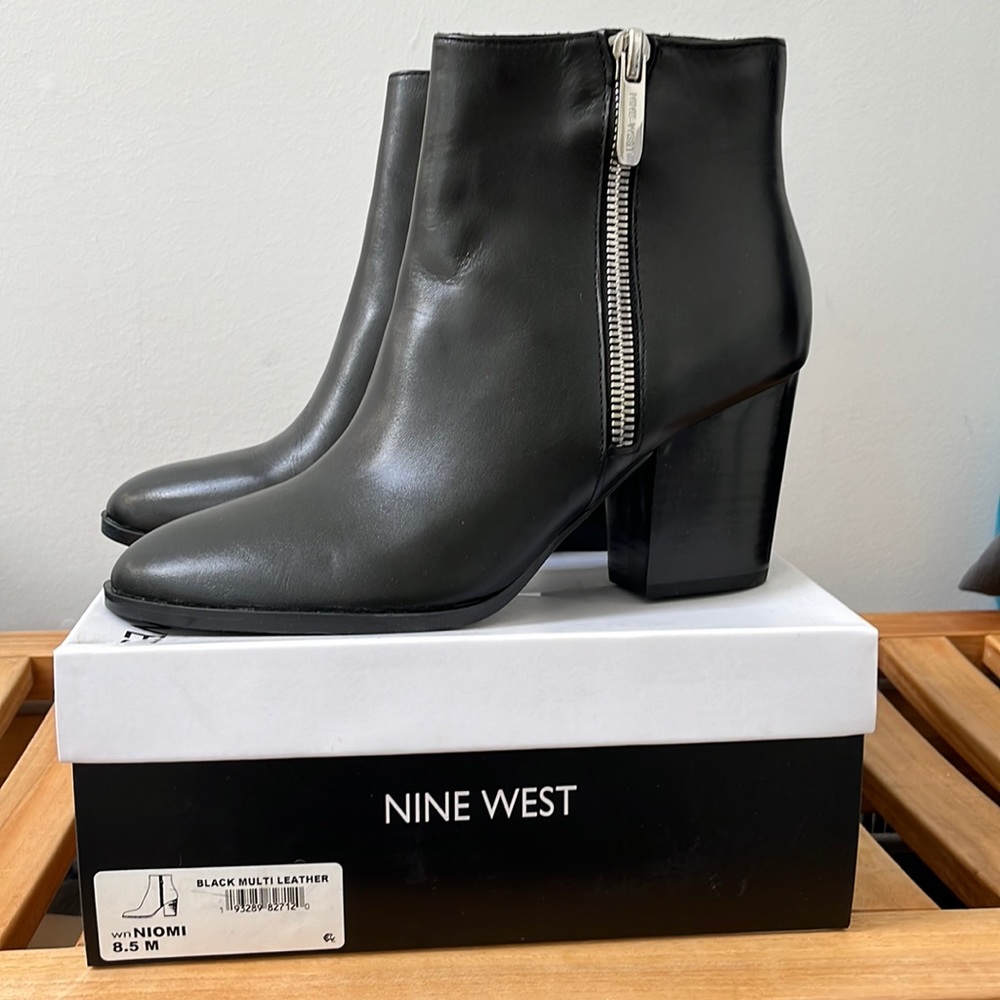 Nine West black booties size 8.5 new in box